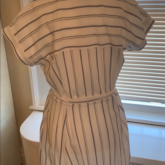 Calvin Klein summer dress. Size 4 - Picture 4 of 5